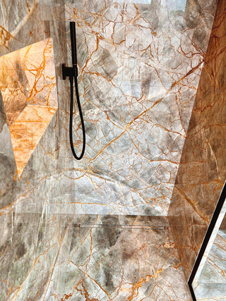 Invisible betegelbare douchegoot